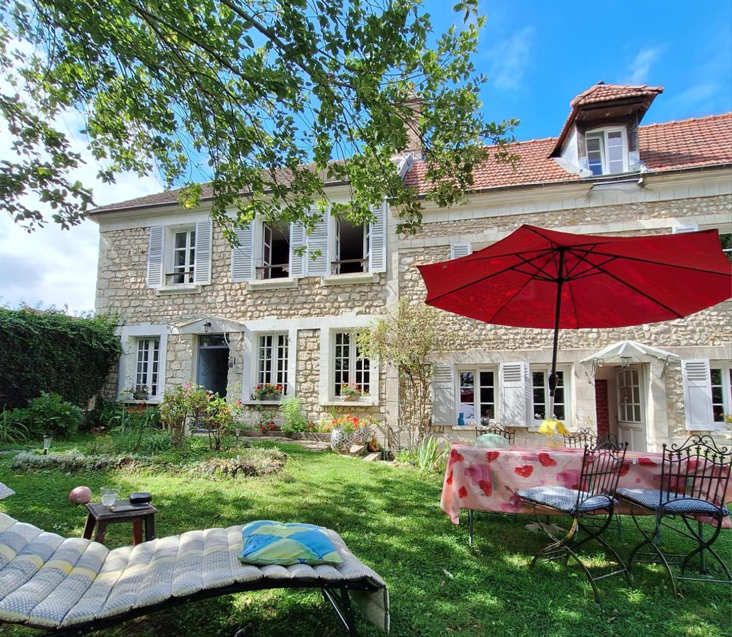 Avenue Du Chateau Saint-Just  Exterior foto